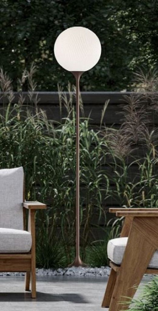 Casa Padrino Luxus Außenstehleuchte Braun / Weiß Ø 30 x H. 160 cm - Elegante Gartenlaterne - Gartenbeleuchtung - Außenbeleuchtung - Luxus Quali...
