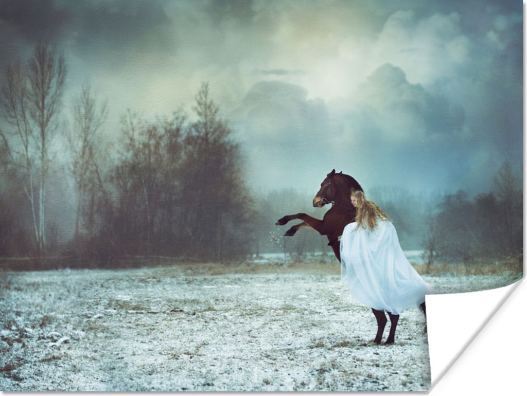 MuchoWow Poster Pferde - Frau - Schnee 80x60 cm - Kunst für zu Hause
