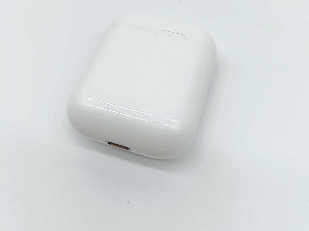 Apple AirPods with Charging Case MV7N2ZM/A Produktbild 51