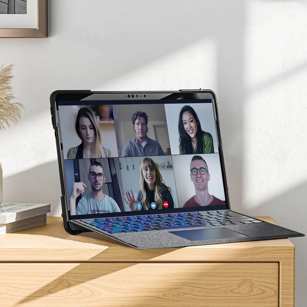 Protection Surface Pro 8 renforcée avec poignée ergonomique et support