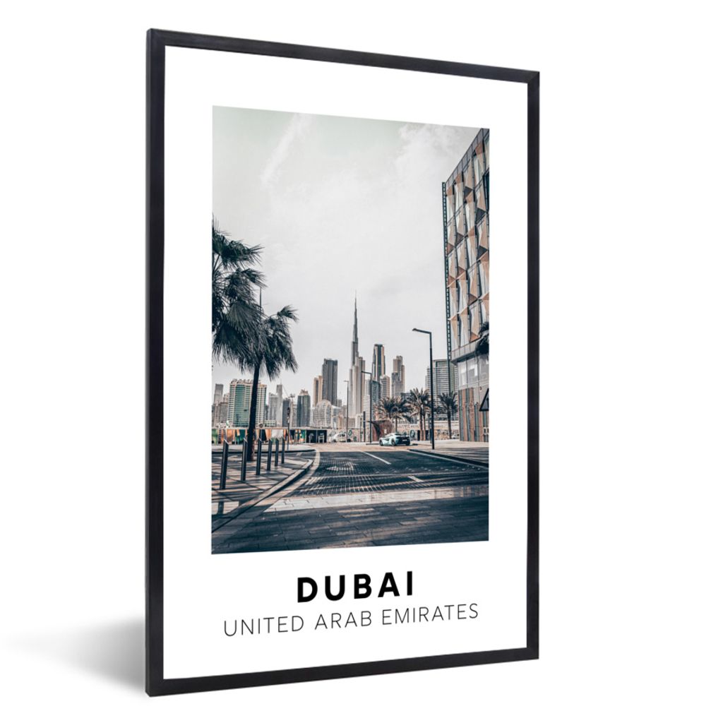MuchoWow Gerahmtes Poster Dubai - Skyline - Straße 40x60 cm - Poster mit Schwarzem Bilderrahmen Wandposter Rahmen Foto Bilder - Papierdruck - Wa...