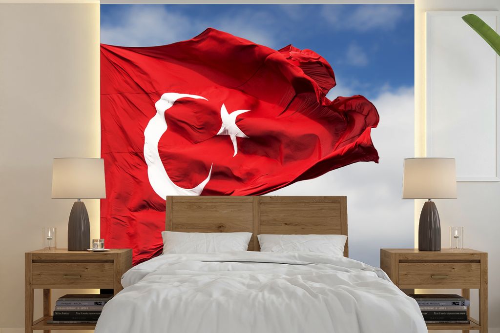 MuchoWow Fototapete für Wohnzimmer oder Schlafzimmer Wandtapete Vinyl Motivtapete Eine türkische Flagge im Wind - 280x280 cm - Hintergrundbild