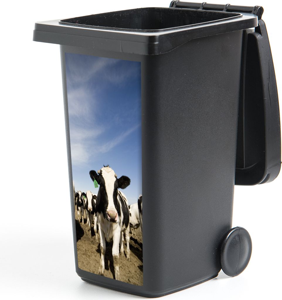 MuchoWow Mülltonnenaufkleber Kuh - Sand - Tiere 44x98 cm - Containeraufkleber - Aufkleber - Mülltonnen-Aufkleber