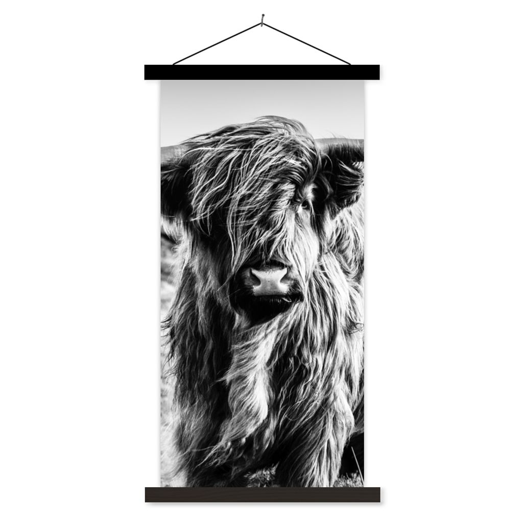 MuchoWow Textilposter Schottischer Highlander - Natur - Kuh - Schwarz - Weiß 90x180 cm mit schwarzem Rahmen - Dekoration Wohnzimmer