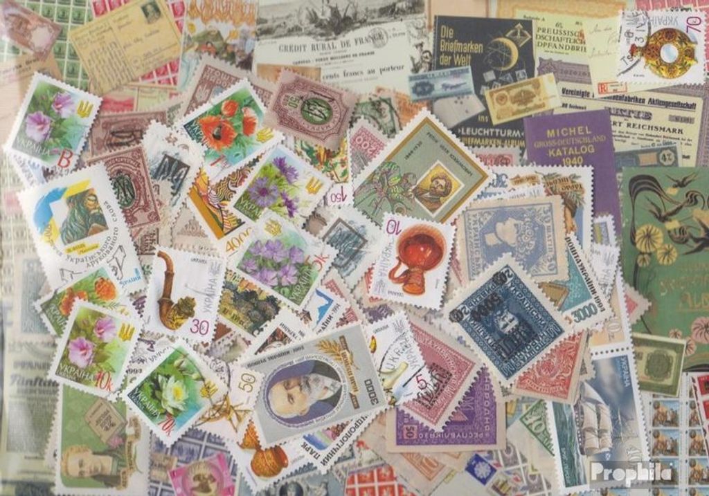 Briefmarken Ukraine 200 verschiedene Marken