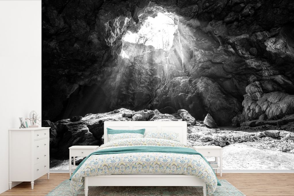 MuchoWow Fototapete für Wohnzimmer oder Schlafzimmer Wandtapete Vinyl Motivtapete Höhle mit guter Beleuchtung - schwarz und weiß - 450x300 cm ...