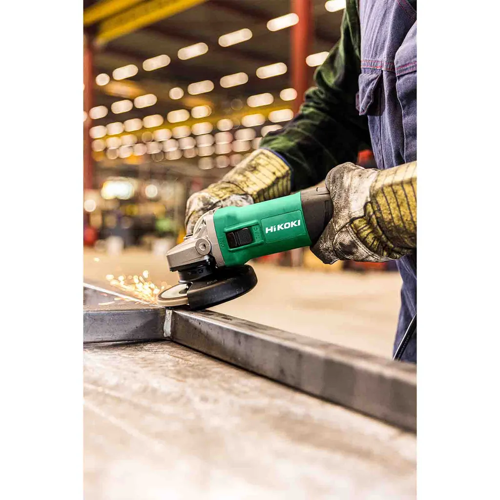 Meuleuse HiKOKI G13SW2YFZ 125mm anti-vibration : confort et sécurité - 7