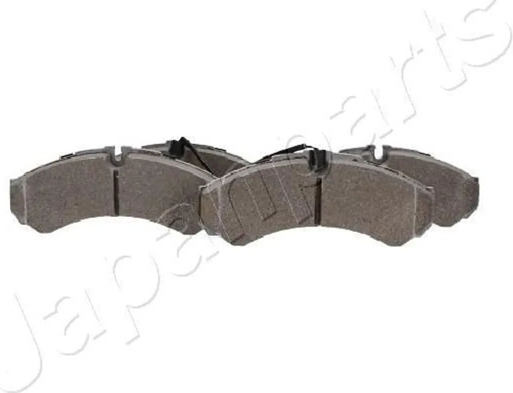 Plaquettes de Frein Avant pour IVECO DAILY III Plateau et Châssis 4pc