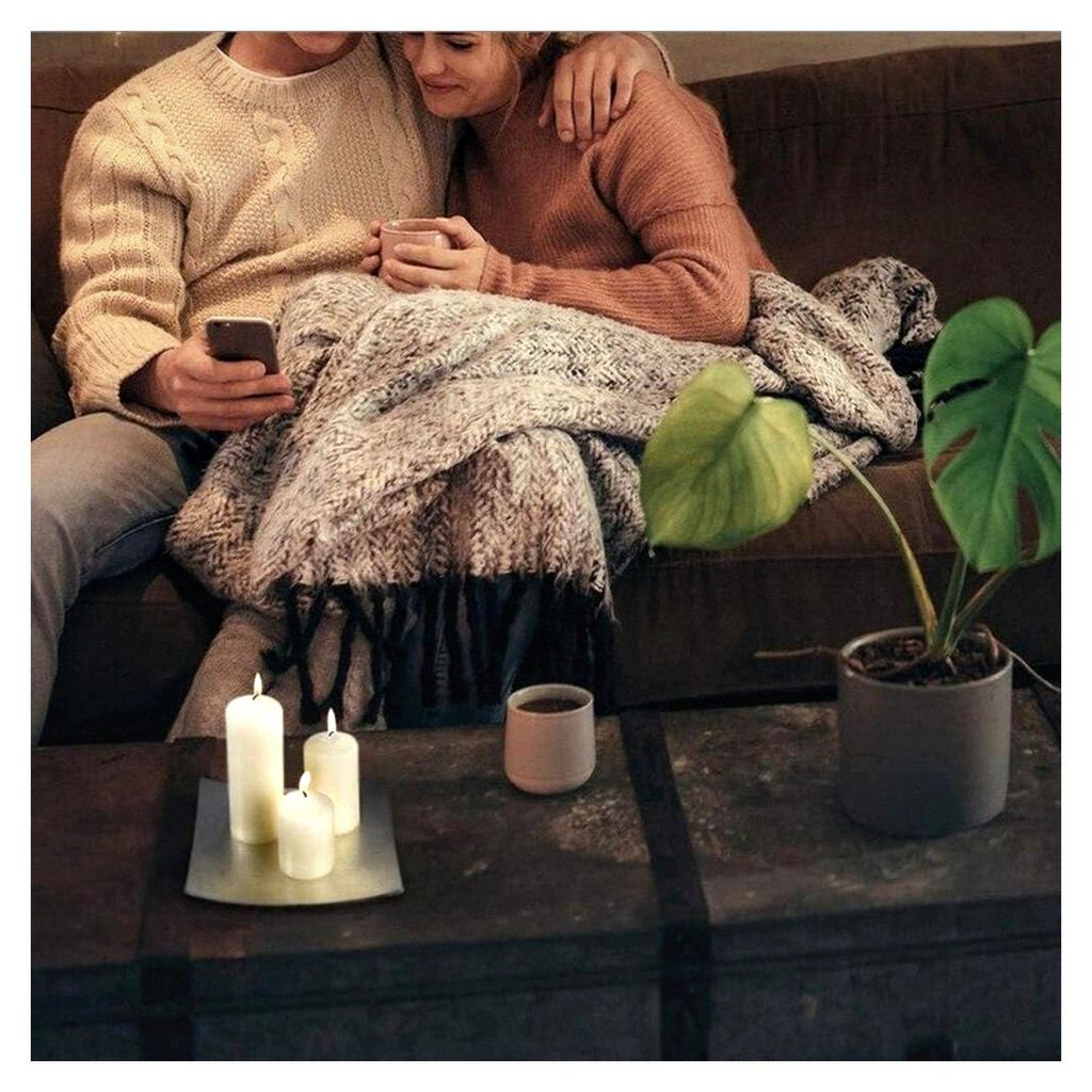 Stumpenkerze rot, Ø 8 x 25 cm, ca. 160 h Brenndauer