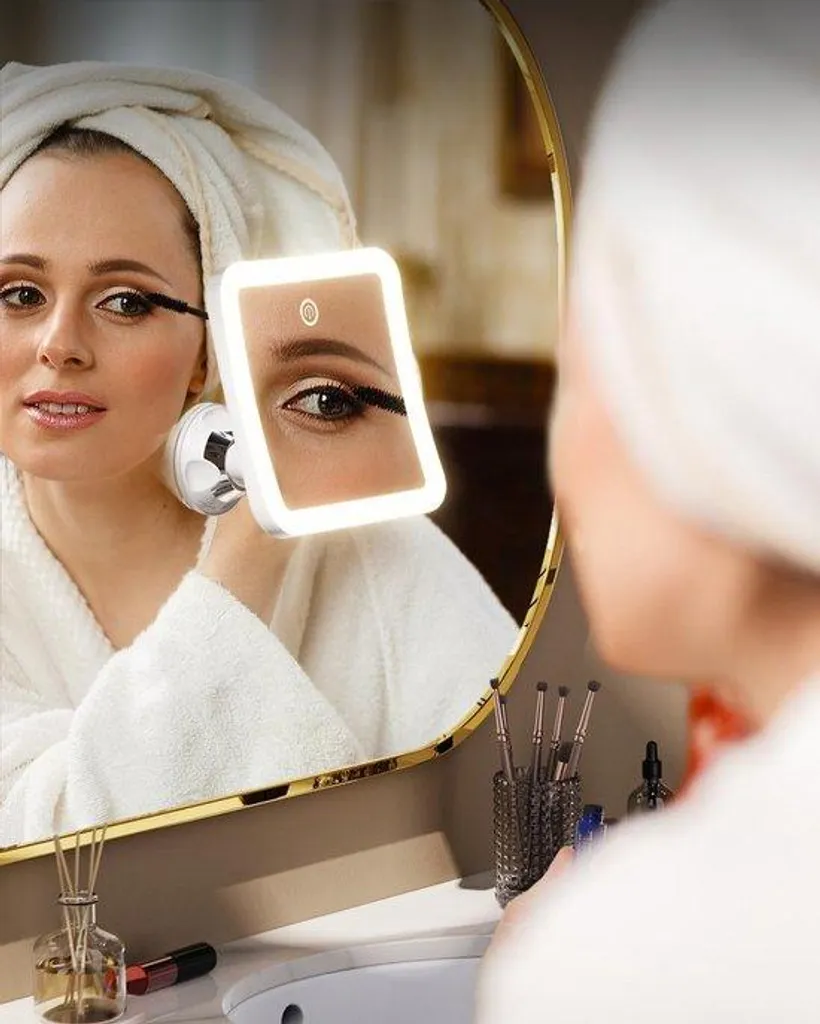 Miroir de voyage rechargeable LED 10x : idéal pour coiffeuse et hôtel