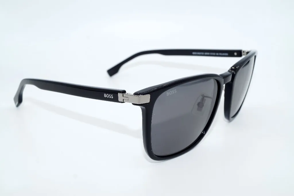 Lunettes de Soleil Homme HUGO BOSS Noir BOSS 1406 Look Chic et Moderne