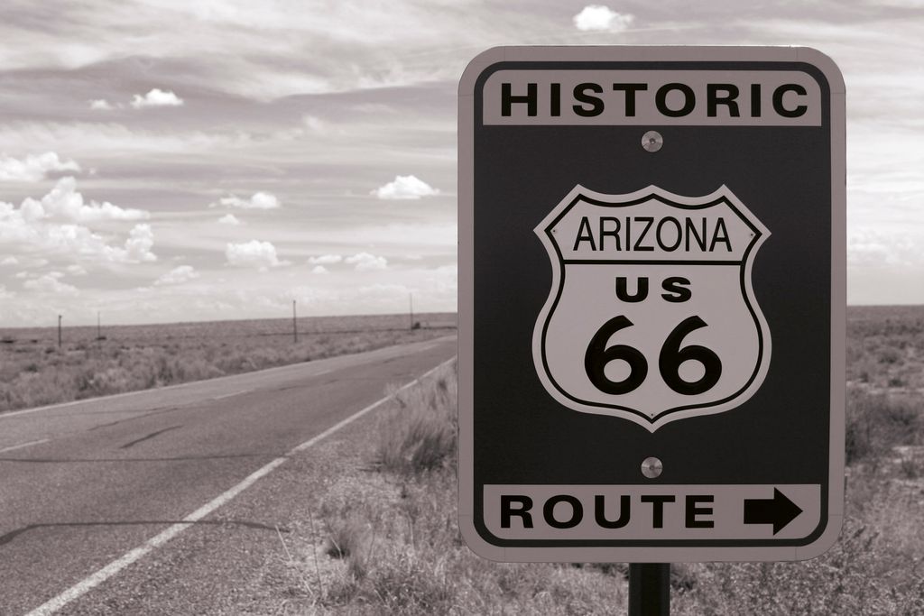Fototapete - Historic Route 375x250cm - Vliestapete Produktbild 