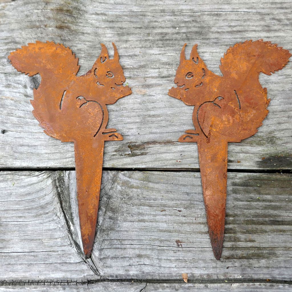 Beetstecker Eichhörnchen 2er Set aus Edelrost, Gartenstecker wetterfest und zeitlos, ideal als Geschenk und Blumenschmuck