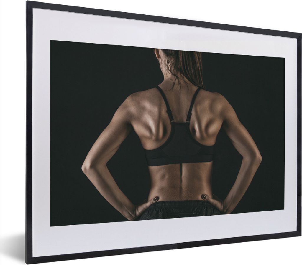 MuchoWow MuchoWow Gerahmtes Poster Der Rücken und die Schultern einer Frau, die eindeutig trainiert 40x30 cm - Poster mit zchwarzem Bilderrahm...