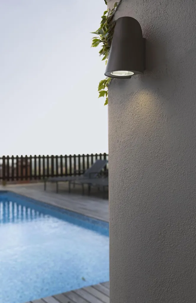 Lampada Parete Esterni TINIA IP44 Grigio Scuro - Design Moderno Faro