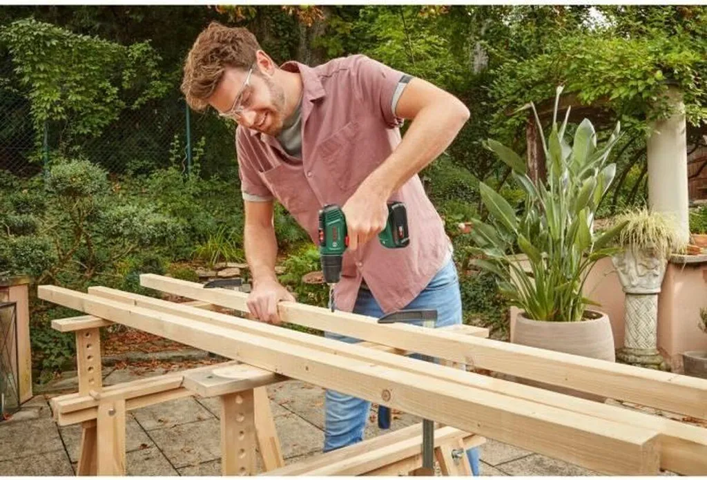 Bosch EasyDrill 18V-40 Perceuse Compacte pour Endroits Difficiles