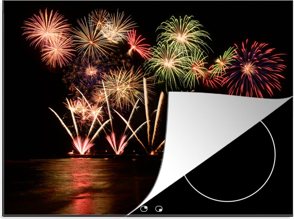 KitchenYeah Herdabdeckplatte Feuerwerk an der Uferpromenade , 57x51cm, Küche Deko, Glaskeramikkochfeld Herdabdeckung, Abdeckplatte fùr Kochfeld