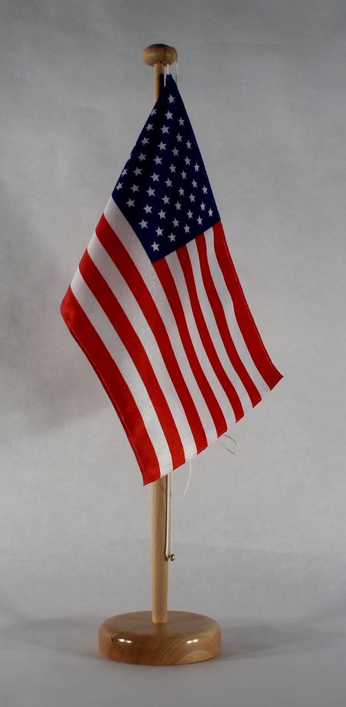 US-Flaggen Tischfahnen Set – 2 Stück Kleine Amerikanische Flaggen Mit Metallständer
