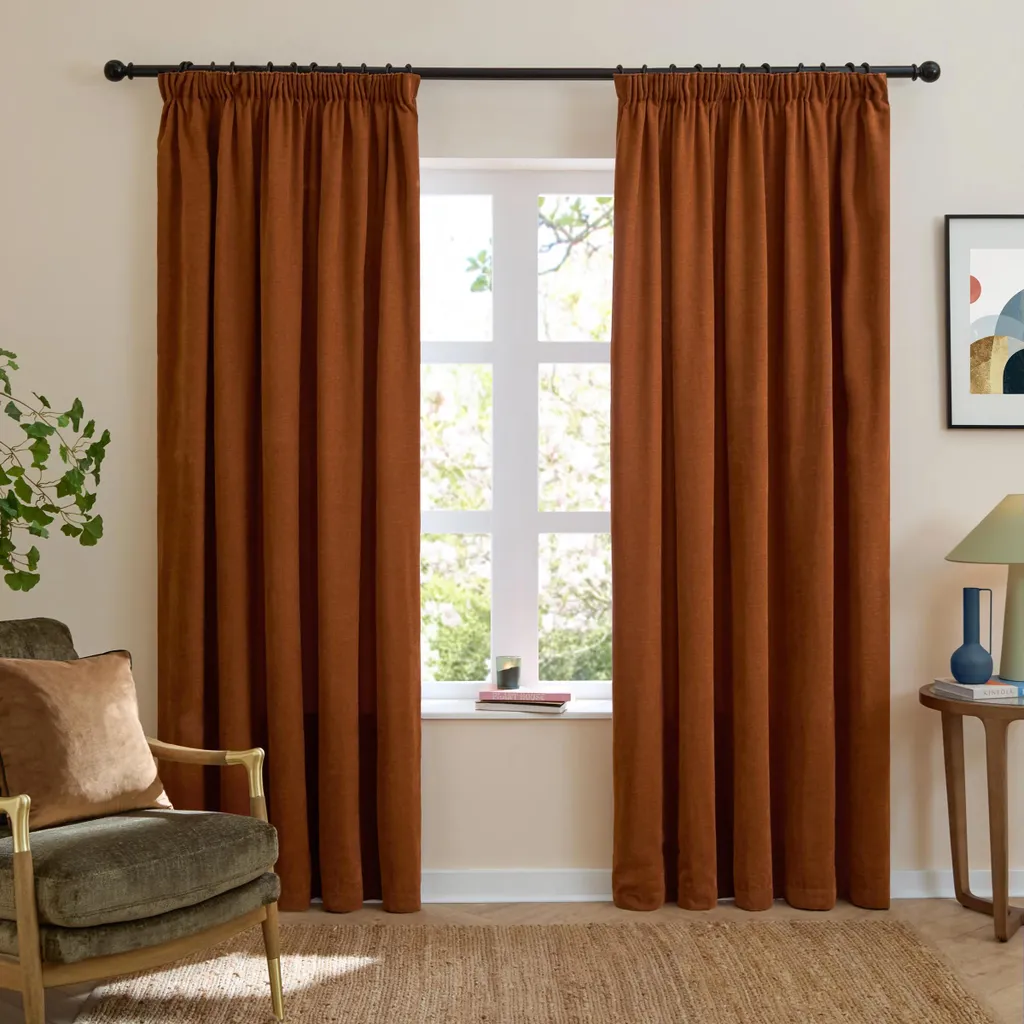 Rideau épais chenille rouille Furn RV3603 plissé et rembourré 229x168