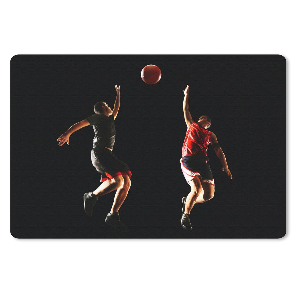MuchoWow Schreibtischunterlage Zwei Basketballspieler springen um den Ball 60x40 cm - XXL Mauspad - Großes Mauspad