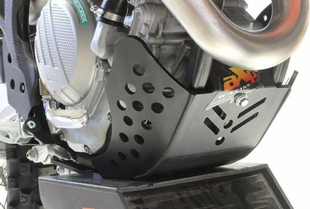 Évitez la Casse Moteur : Sabot AXP GP 6mm Noir pour Husqvarna FC 250