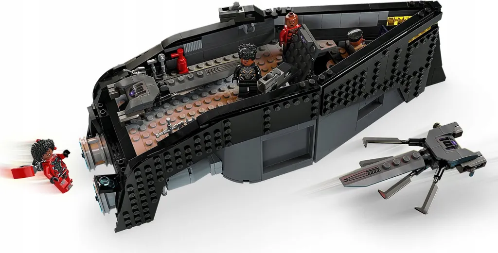 LEGO Marvel 76214 Black Panther avec 5 Figurines et Drones de Combat Bio - 4