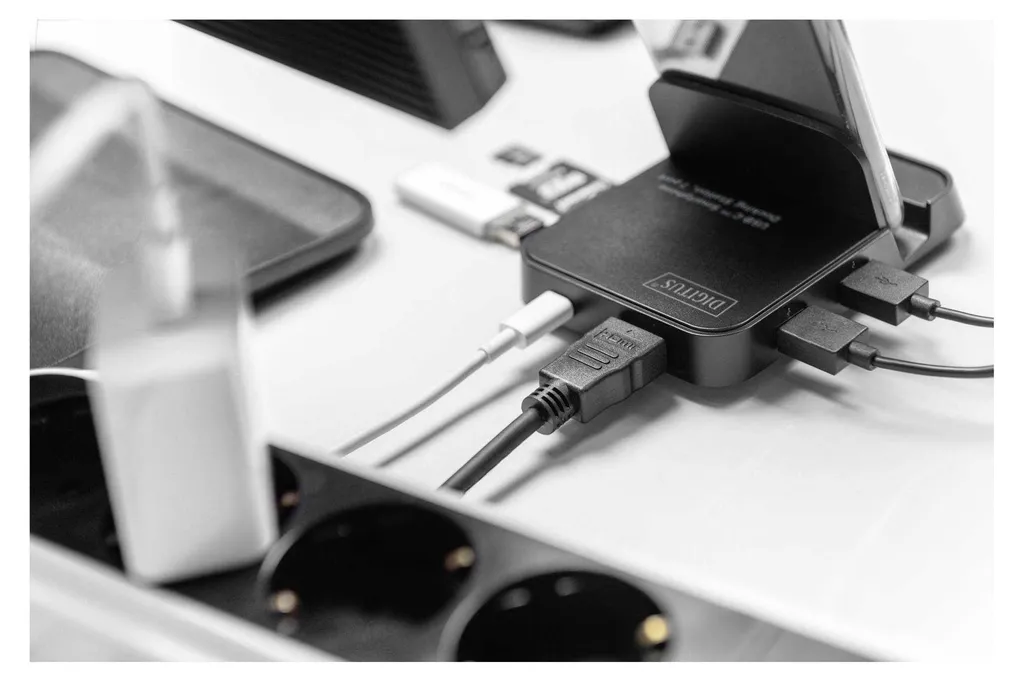 Station d'accueil smartphone USB-C 7-en-1 avec support et HDMI 4K Digitus - 10