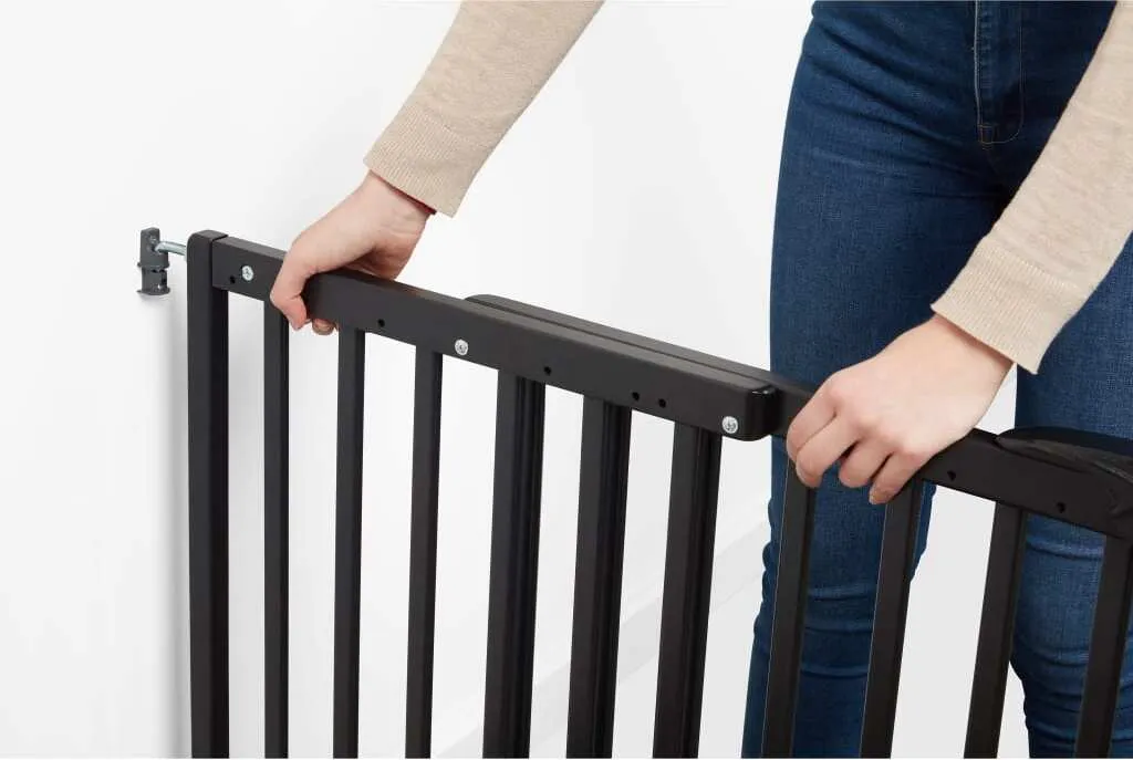 Barrière de Sécurité Enfant Extensible Noire Fixation Pression et Vis - 13