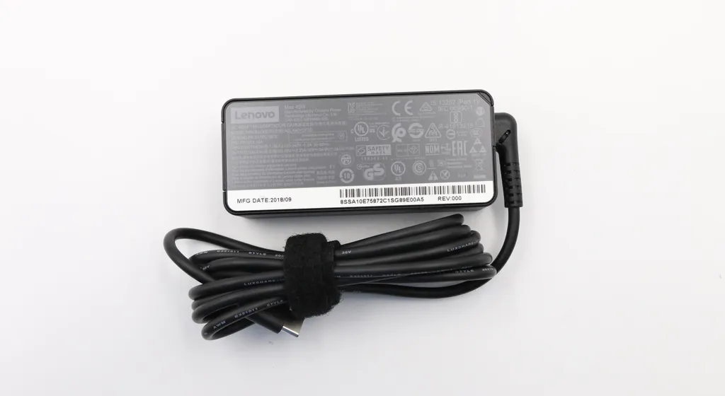 Chargeur Lenovo 45W USB-C PD Multi-Tension 5V à 20V Fiable et Performant