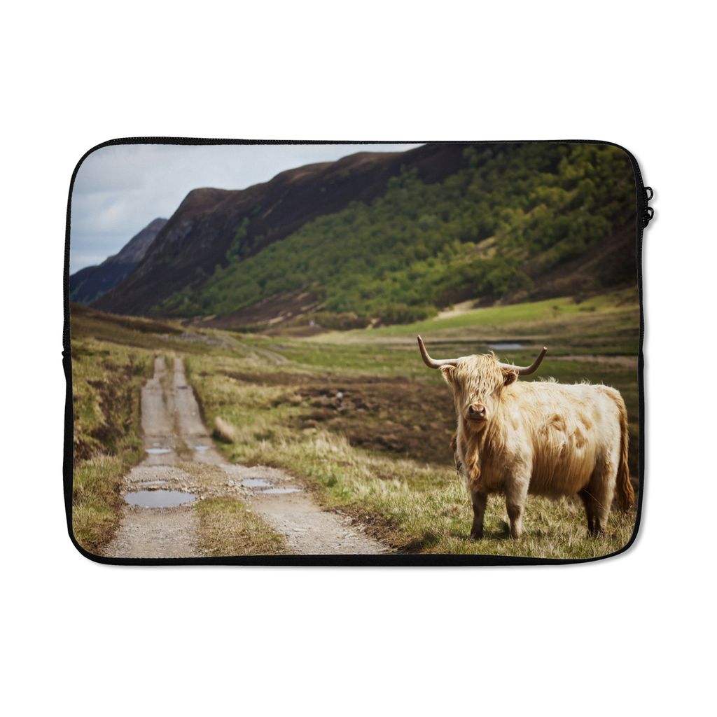 MuchoWow Laptop Hülle 13 Zoll Schottische Highlander - Pfad - Wald Laptoptasche - Laptophülle - Sleeve - Rundumschutz