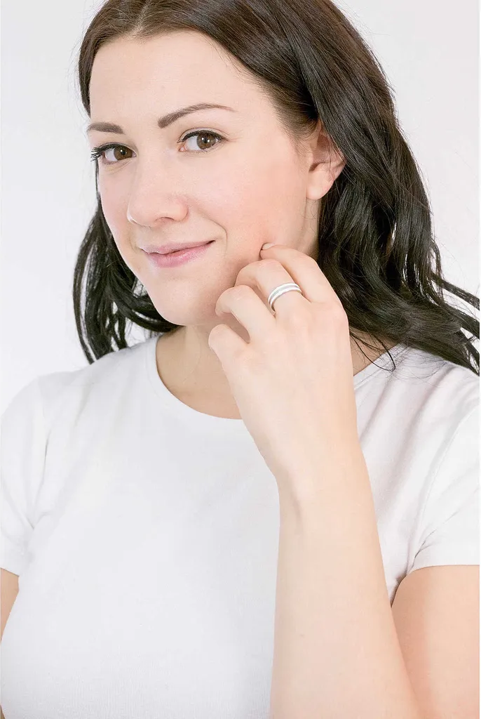 Bague Daniel Wellington pour Femme Bijou Élégant pour Soirée et Travail