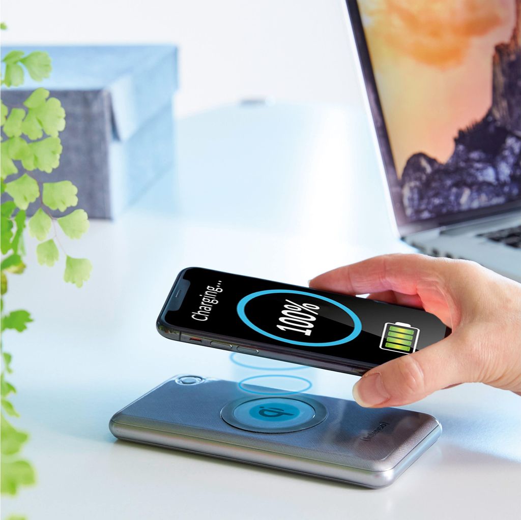 Intenso Powerbank WPD10000 silber inkl. Wireless Charger Produktbild 8