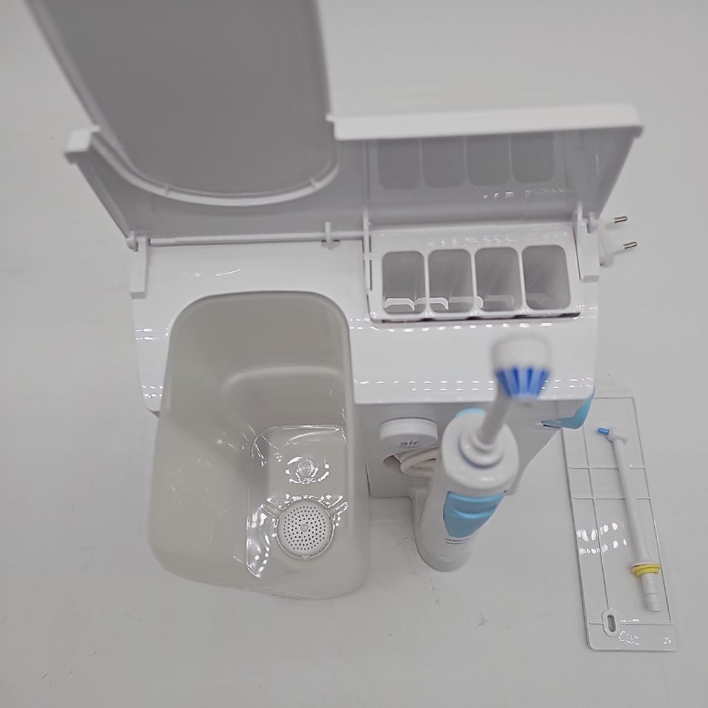 Oral-B Oral Health Center Munddusche, 2 Ersatzdüsen, Produktbild 50