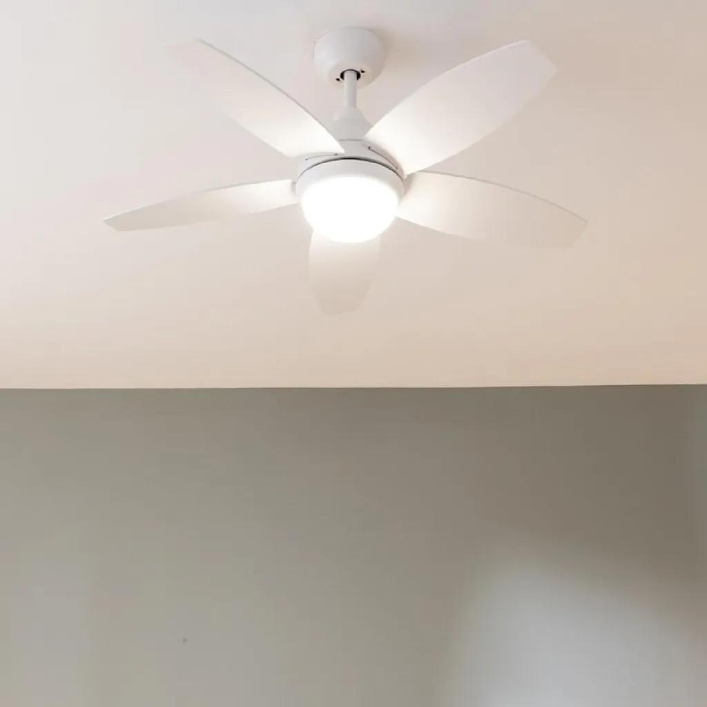 Ventilateur de Plafond avec Lampe LED et Télécommande Bois Clair 106cm
