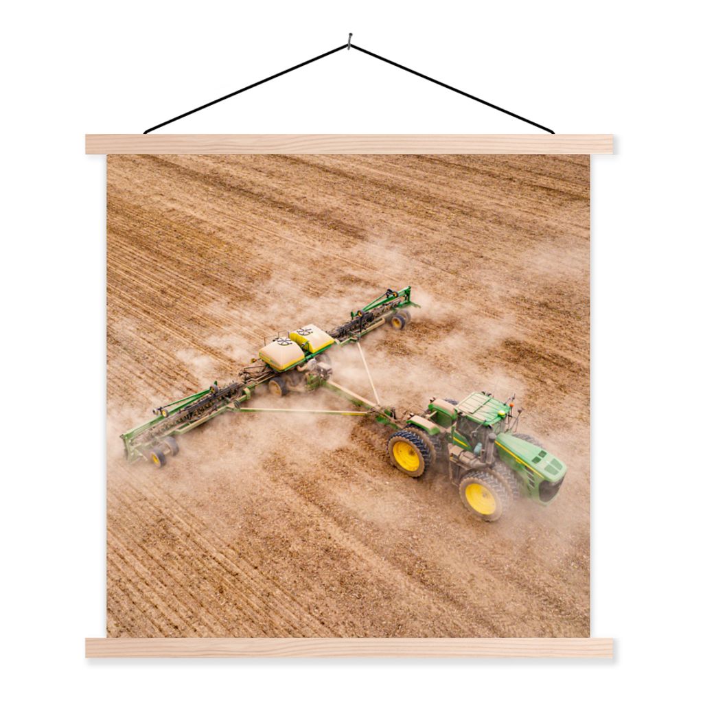MuchoWow Textilposter Traktor - Feld - Bauernhof - Landwirt - Grün 60x60 cm mit holzfarbenen Rahmen - Wanddekoration