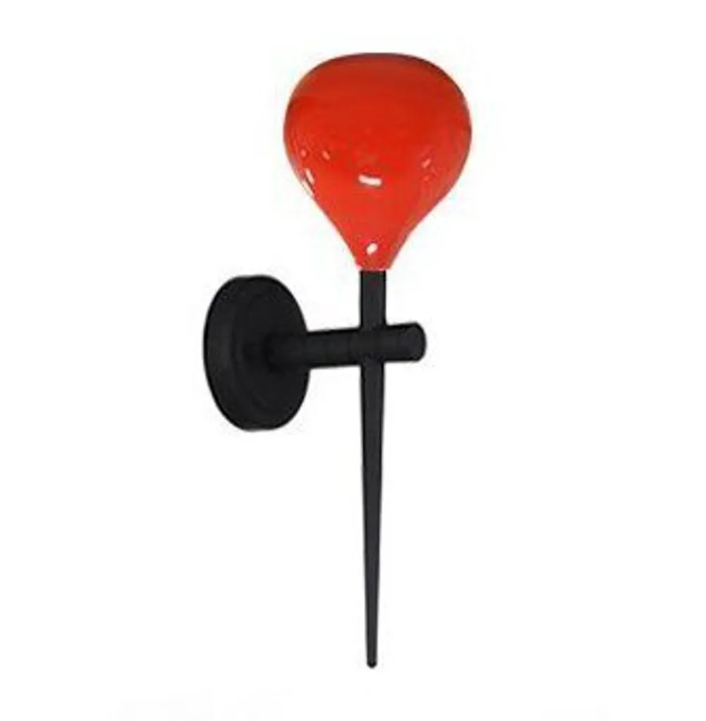 Applique Azzardo Aga AZ1075 Rossa: Eleganza Contemporanea e Design