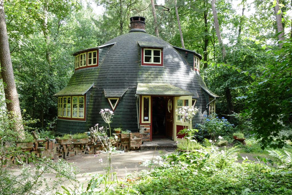 hansepuzzle 14275 - Zwergen-Haus Puzzle, 2000 Teile, Gebäude, 90,0 x 60,0cm mit hochwertiger Aufbewahrung, Kartonbox & Beutel