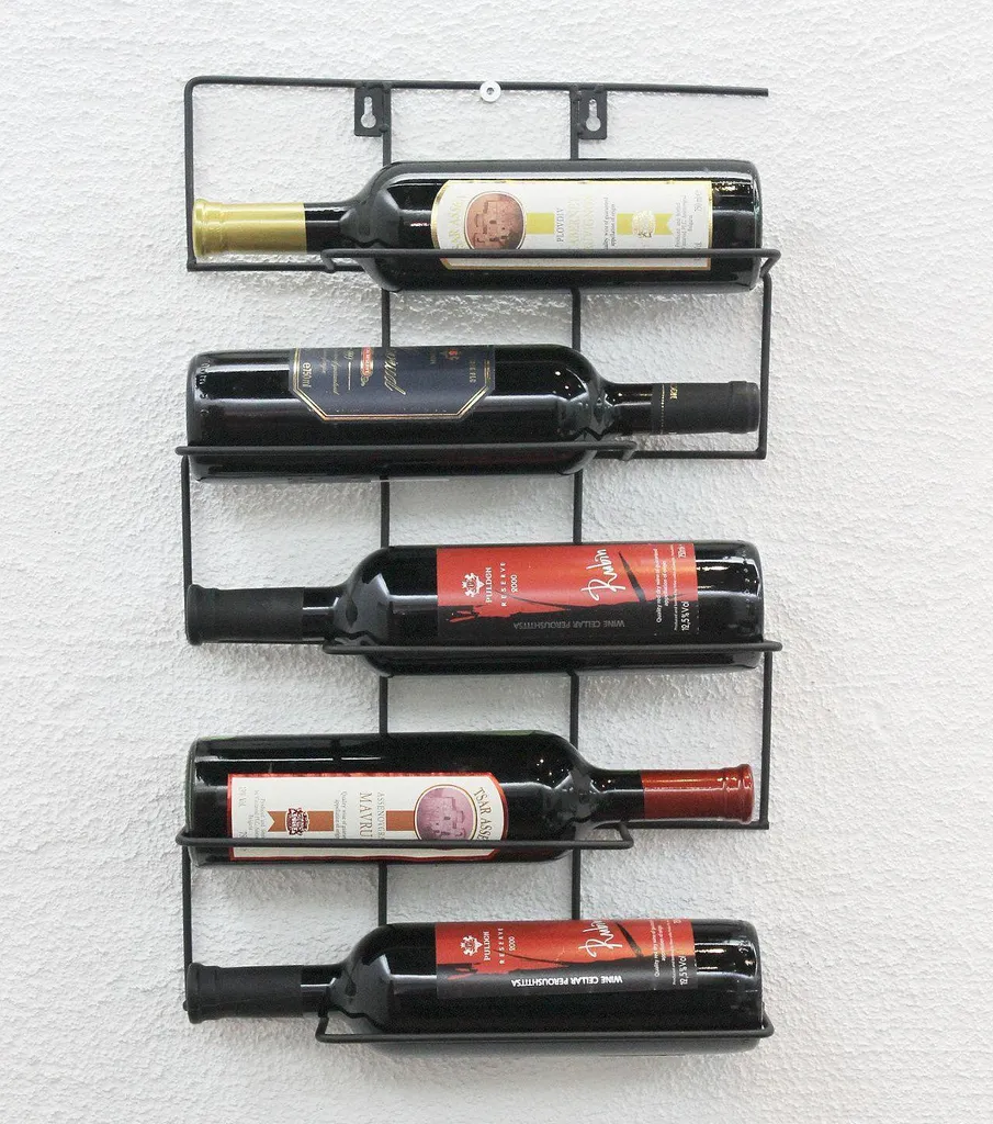 Range-Bouteilles Mural Anti-Encombrement Métal Noir 53 cm DanDiBo Cinco
