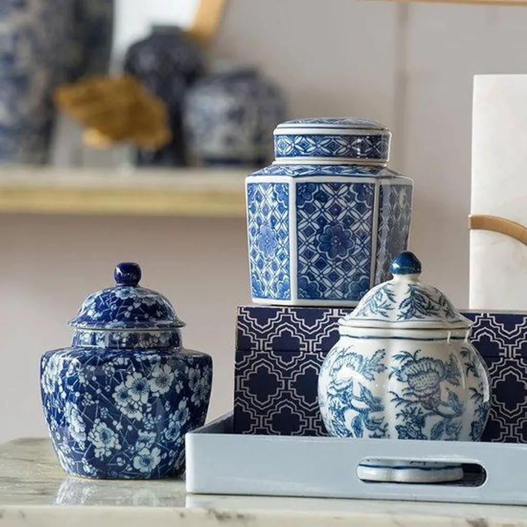 Décoration intérieure : lot de 3 pots en céramique bleu et blanc chic