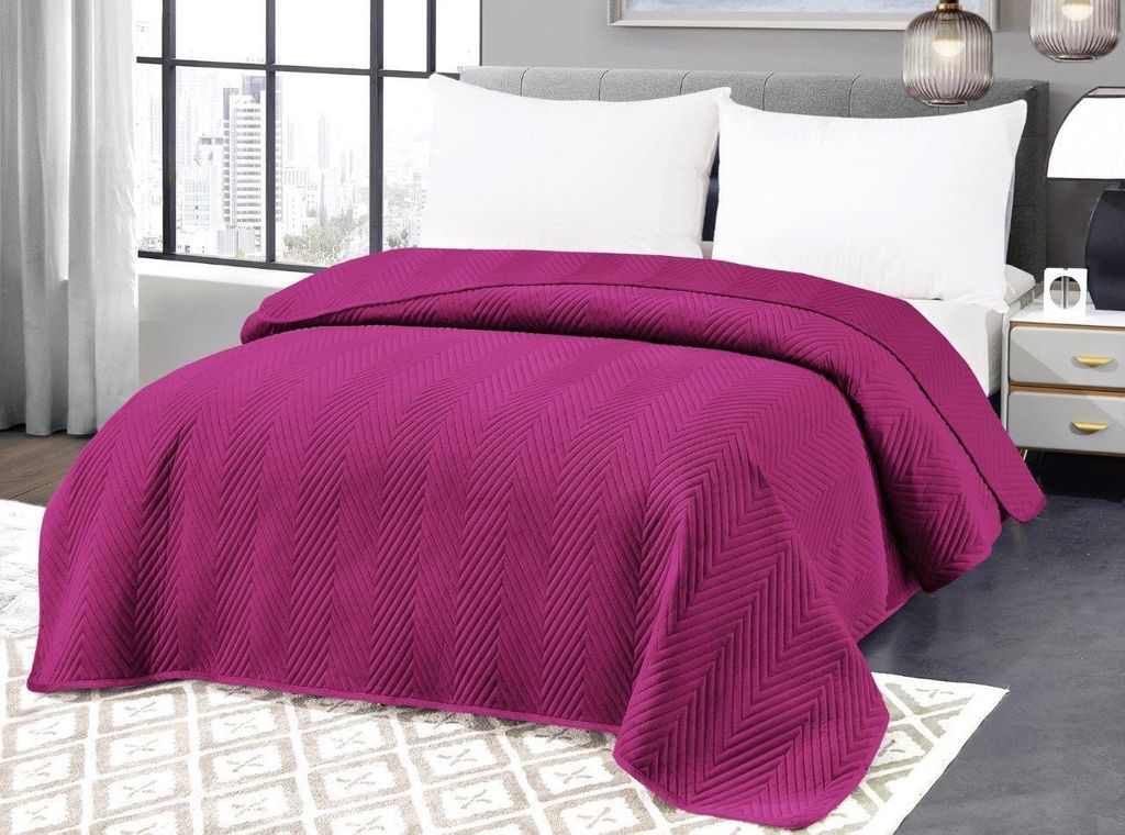 Violette Samtüberwurf für das Bett mit Muster ARROW VELVET Maße: 200 x 220 cm