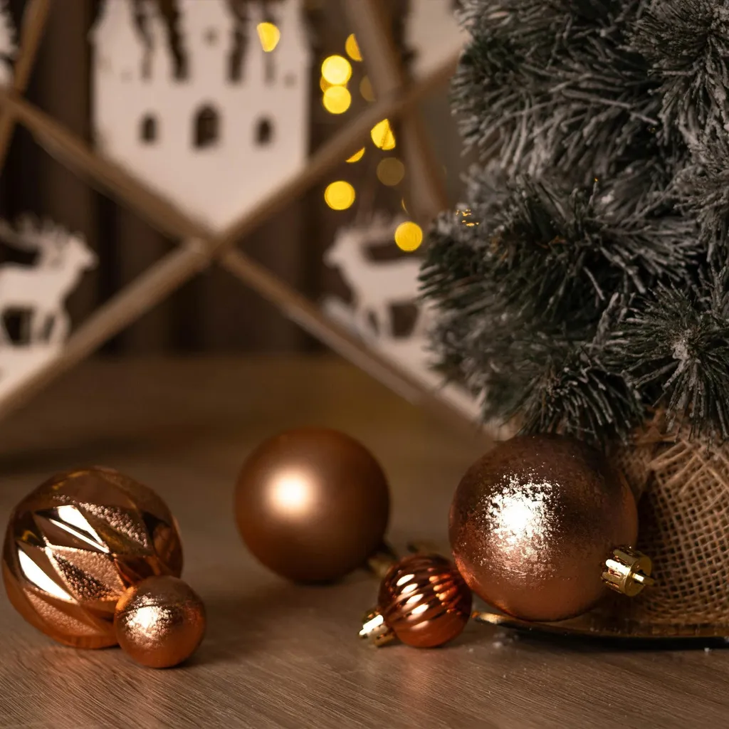 Boules de Noël Set de 44 Pièces Incassables - Décoration Sapin Rouge