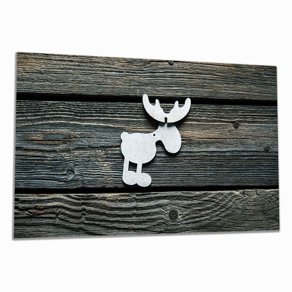 Wallario Herdabdeckplatte aus Glas, Größe 90 x 52 cm 1-teilig, Motiv Elch Symbol in weiß, vor dunklem Holz
