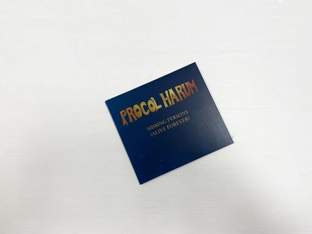 Retrouvez l'Émotion Pure : EP Personnes disparues Alive Forever Collector