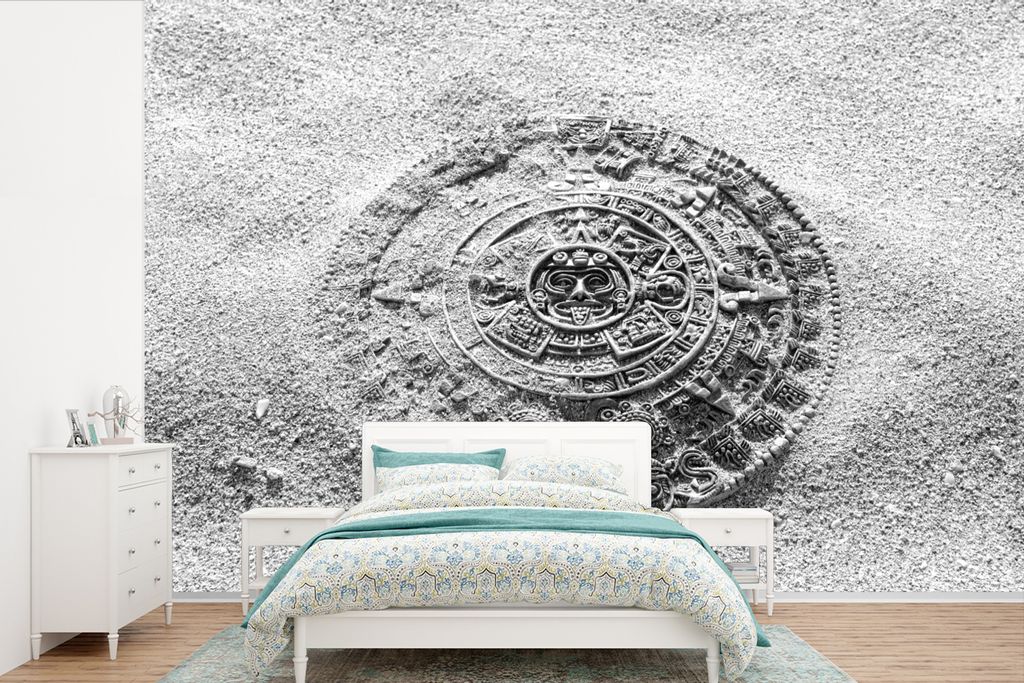 MuchoWow Fototapete für Wohnzimmer oder Schlafzimmer Wandtapete Vinyl Motivtapete Mysteriöser Kalender der Azteken - schwarz und weiß - 420x28...