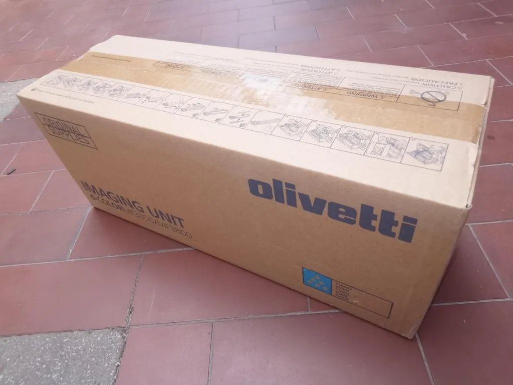 Tambour Olivetti B1105 cyan pour réduire les coûts d'impression au bureau