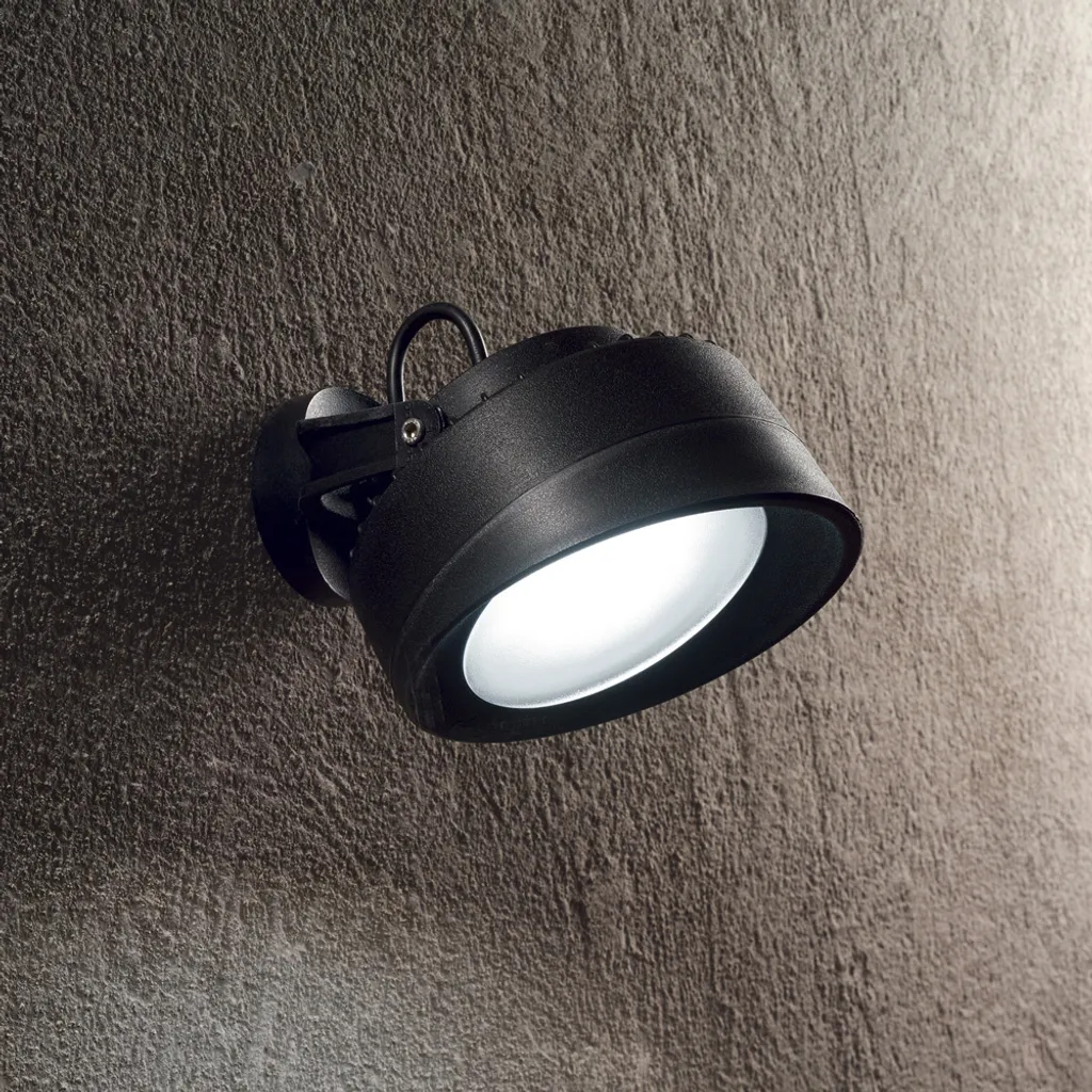 Applique noire TOMMY 1 lumière en métal orientable pour bureau et loft