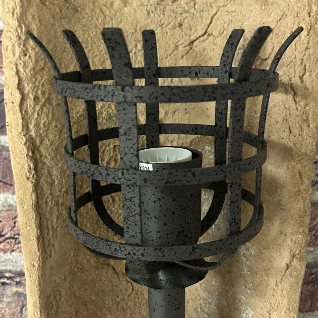 Lampe à Tuiles Torche Murale Dungeon - Éclairage Médiéval Authentique - 16