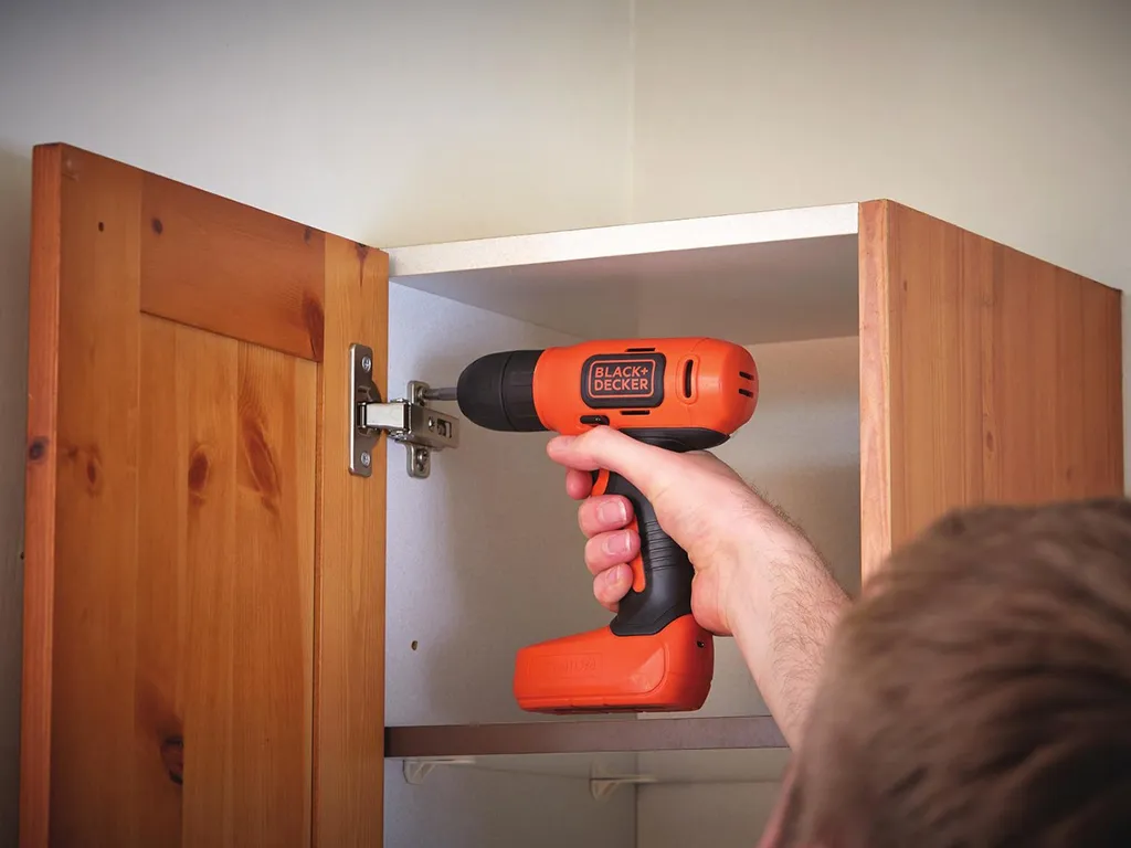 Trapano Avvitatore Compatto Black & Decker 7.2V BDCD8: Zero Sforzo - 16