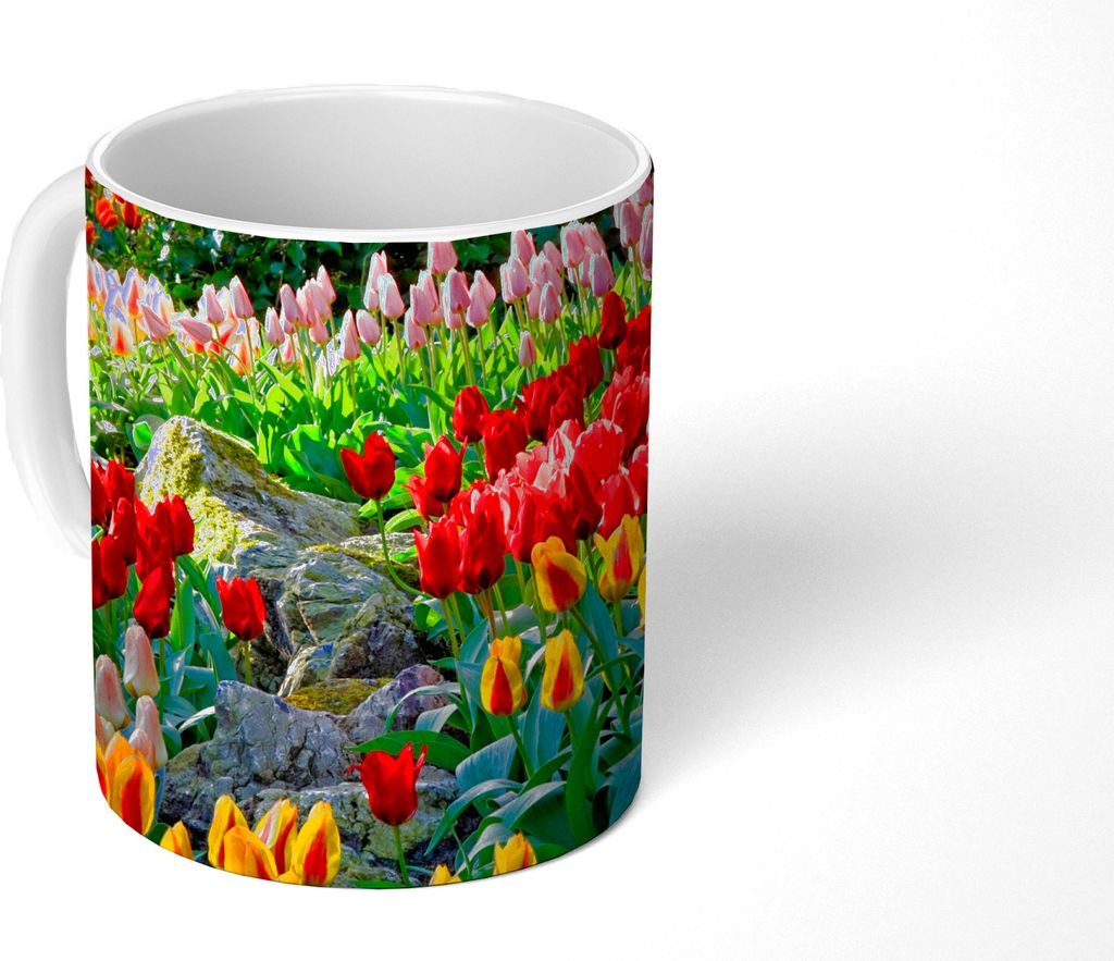 MuchoWow Tasse Kaffeetasse Kaffeebecher 350 ml Bunte Tulpen auf dem Keukenhof in den Niederlanden Teetasse - Fototasse - Becher - Keramikbecher -...
