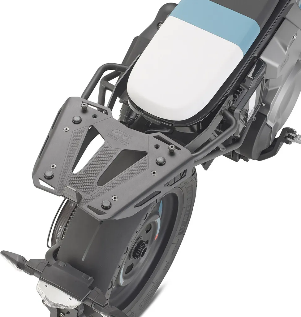 Attacco Posteriore GIVI SR5147 BMW CE 02 2024: Guida all'Acquisto